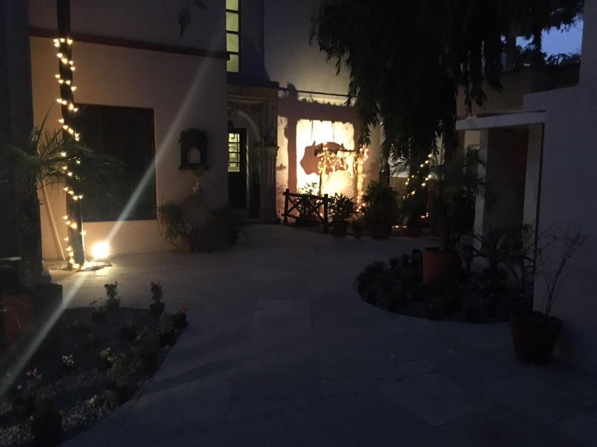 Awtar Mansion Bed & Breakfast Agra  Bagian luar foto